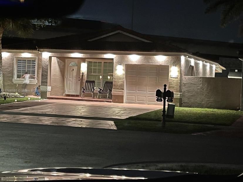 Picture of 9081 NW 193Rd Ter, Hialeah FL 33018