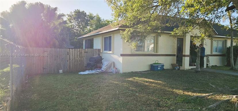 Picture of 326 NW 8Th Ave, Florida City FL 33034