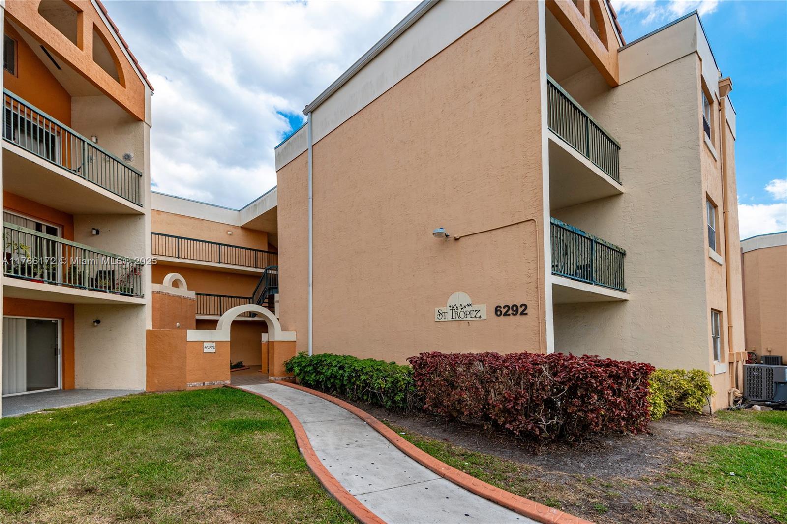Picture of 6292 NW 186Th St # 305, Hialeah, FL 33015