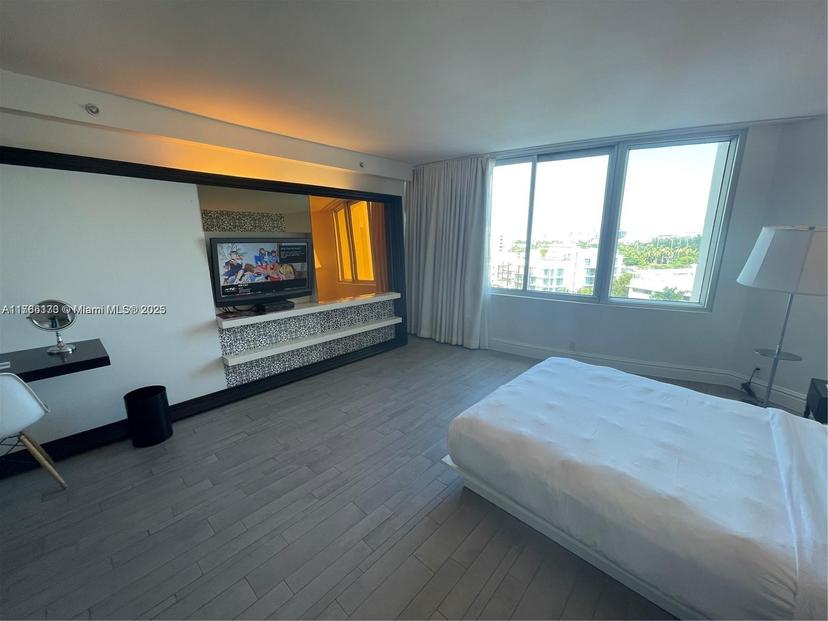 Picture of 1100 West Ave # 807, Miami Beach FL 33139