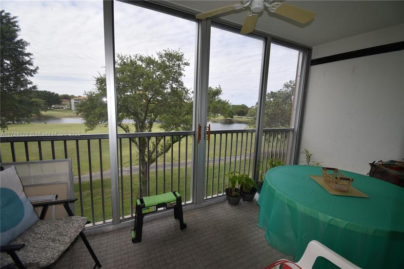 Picture of 100 SW 130Th Ter # 311C, Pembroke Pines FL 33027