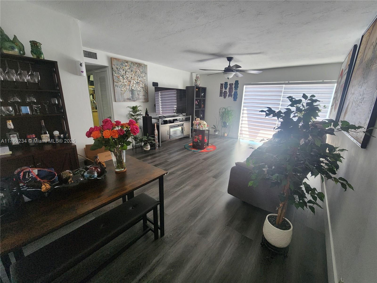 Picture of 7245 SW 94Th Pl # K7, Miami, FL 33173