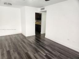 Picture of 7245 SW 94Th Pl # K7, Miami, FL 33173