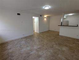 Picture of 836 Twin Lakes Dr # B, Coral Springs, FL 33071