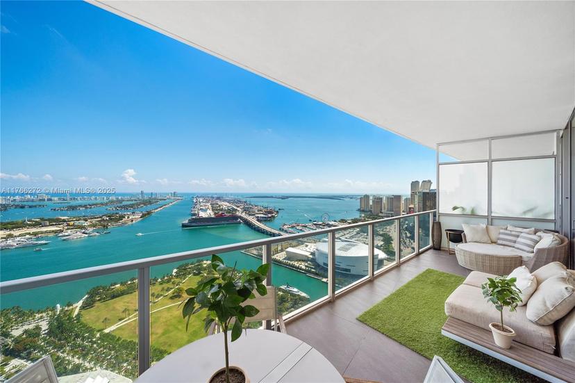 Picture of 1100 Biscayne Blvd # 5303, Miami FL 33132