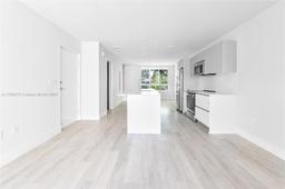 Picture of 2535 NE 193Rd St # 3201, Miami, FL 33180