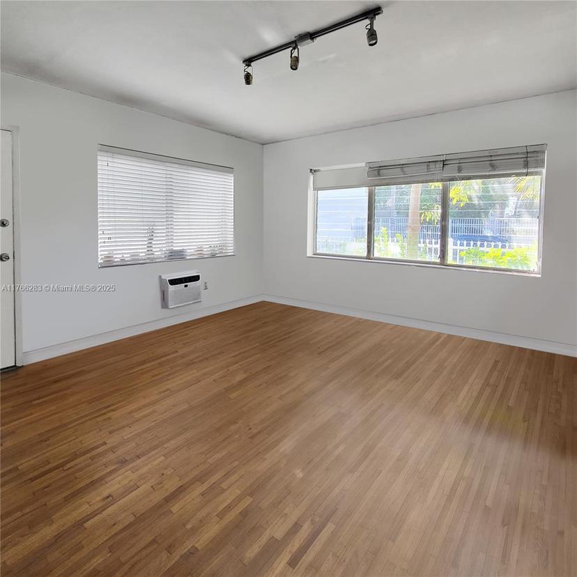 Picture of 7945 Carlyle Ave # 1, Miami Beach FL 33141
