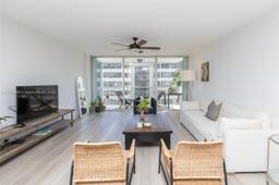 Picture of 150 Ocean Lane Dr # 7F, Key Biscayne, FL 33149