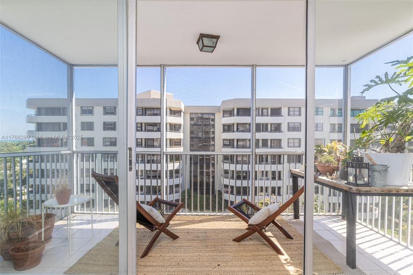Picture of 150 Ocean Lane Dr # 7F, Key Biscayne FL 33149