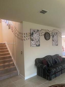Picture of 595 SE 33Rd Ter, Homestead, FL 33033