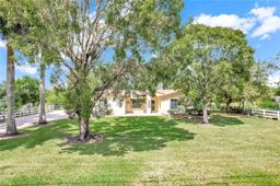 Picture of 14209 SW 26Th St, Davie, FL 33325