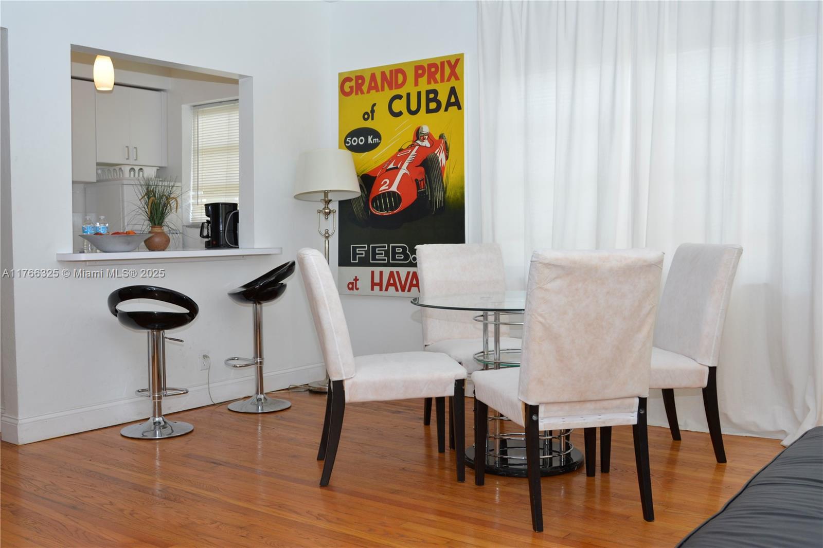 Picture of 1021 Euclid Ave # 8, Miami Beach, FL 33139