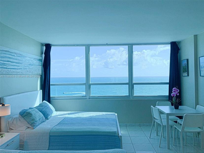 Picture of 5445 Collins Av # 1425, Miami Beach FL 33140