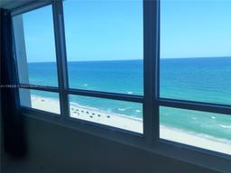 Picture of 5445 Collins Av # 1425, Miami Beach, FL 33140