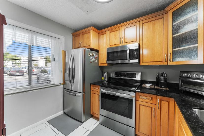 Picture of 8550 N Sherman Cir # 108, Miramar FL 33025