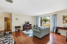 Picture of 10045 SW 212Th St, Cutler Bay, FL 33189