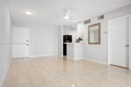Picture of 3040 NE 16Th Ave # 104, Oakland Park, FL 33334