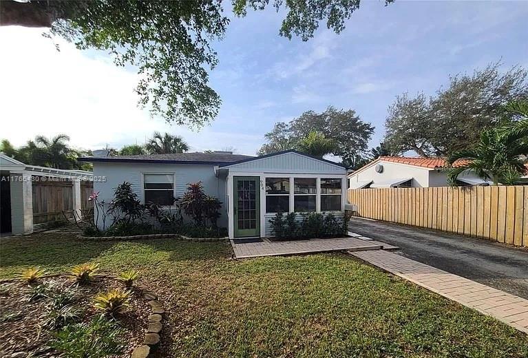 Picture of 904 SE 13Th St, Fort Lauderdale FL 33316