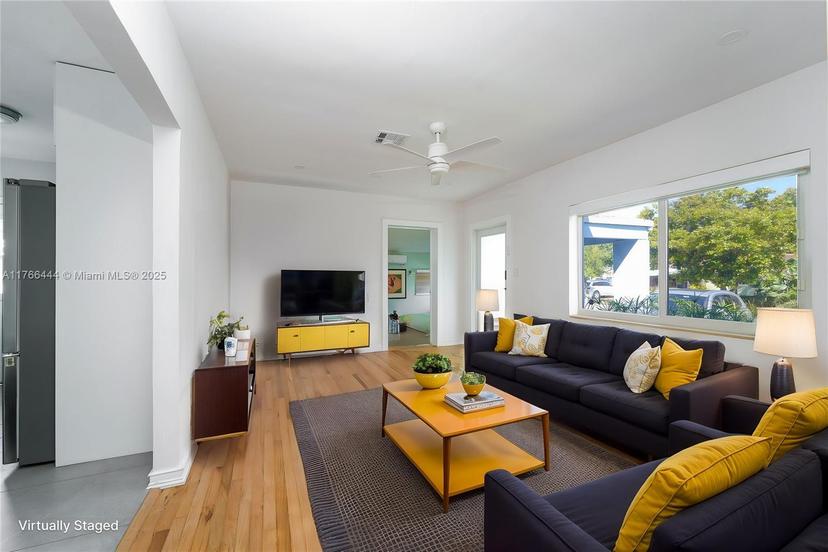 Picture of 1504 Funston St, Hollywood FL 33020