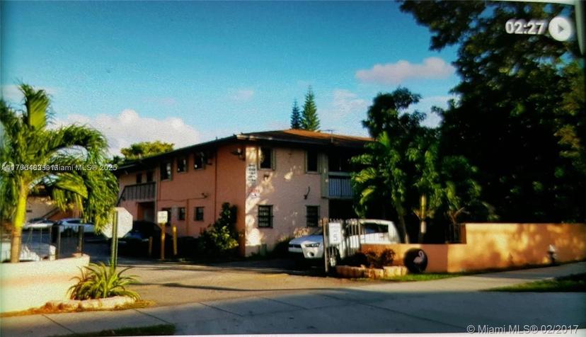 Picture of 6275 W 24Th Ave # 4, Hialeah FL 33016