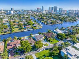 Picture of 406 Holiday Dr, Hallandale Beach, FL 33009