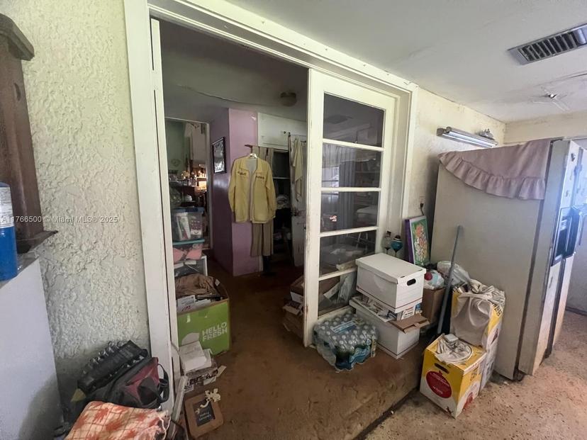 Picture of 559 NW 2Nd St, Florida City FL 33034