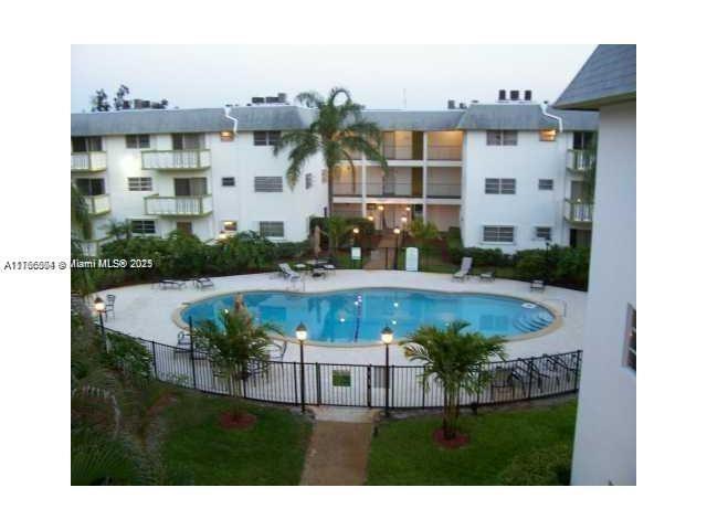 Picture of 15225 NE 6Th Ave # B306, Miami FL 33162