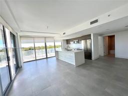 Picture of 13800 Highland Dr # 601, North Miami Beach, FL 33181