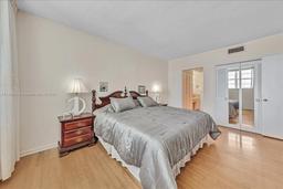 Picture of 2710 S Ocean Dr # 402, Hollywood, FL 33019