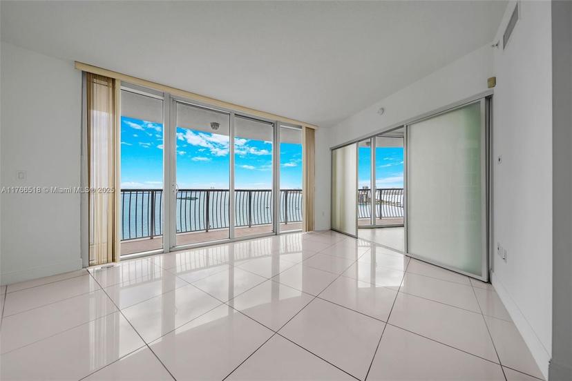 Picture of 1750 N Bayshore Dr # 2001, Miami FL 33132