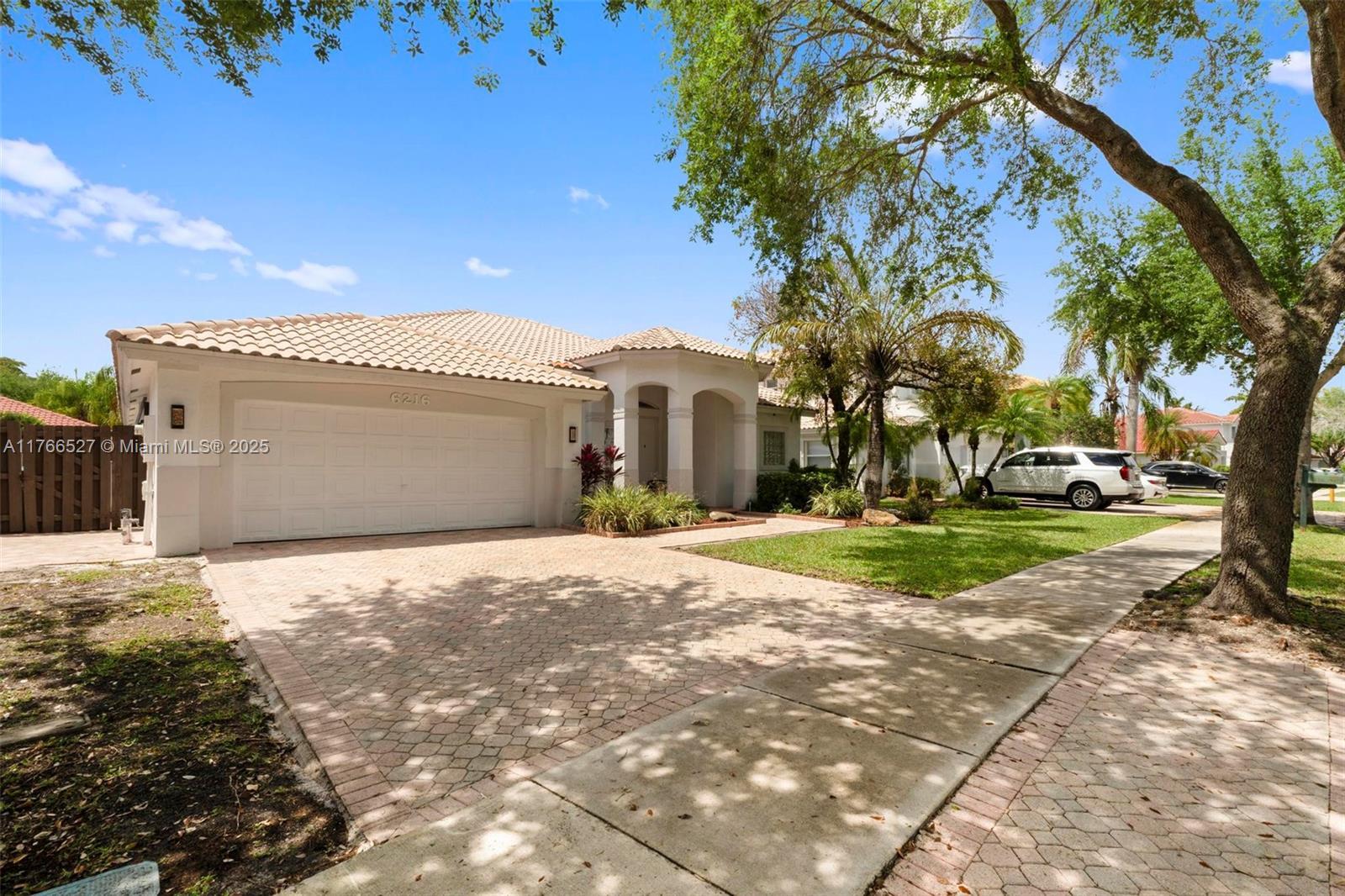 Picture of 6216 NW 113Th Ct, Doral, FL 33178