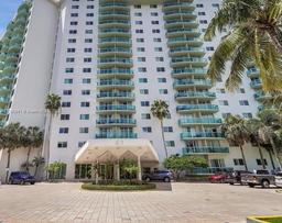 Picture of 19380 Collins Ave # 1125, Sunny Isles Beach, FL 33160