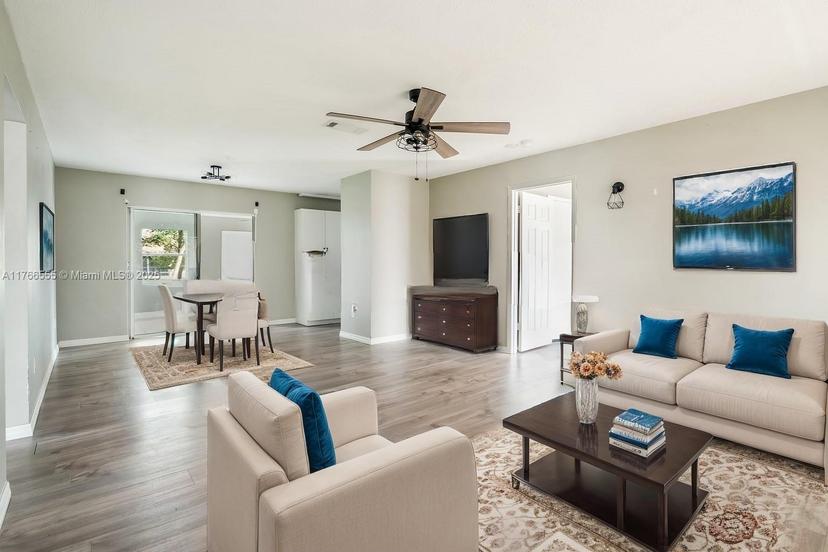 Picture of 313 NW Dorchester St, Port St. Lucie FL 34983