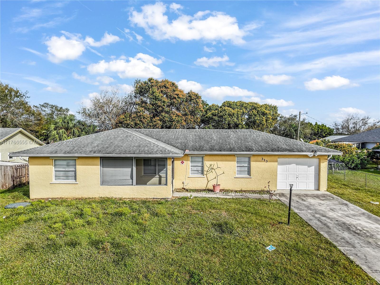 Picture of 313 NW Dorchester St, Port St. Lucie, FL 34983