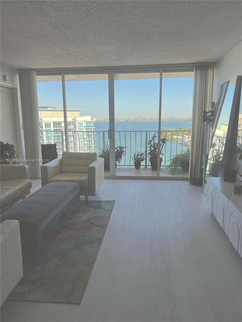 Picture of 7601 E Treasure Dr # 2412, North Bay Village FL 33141