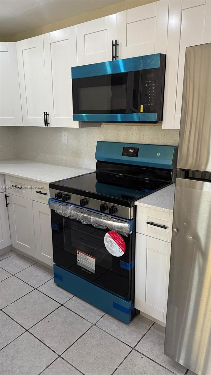 Picture of 8003 W 6Th Ave # F, Hialeah, FL 33014