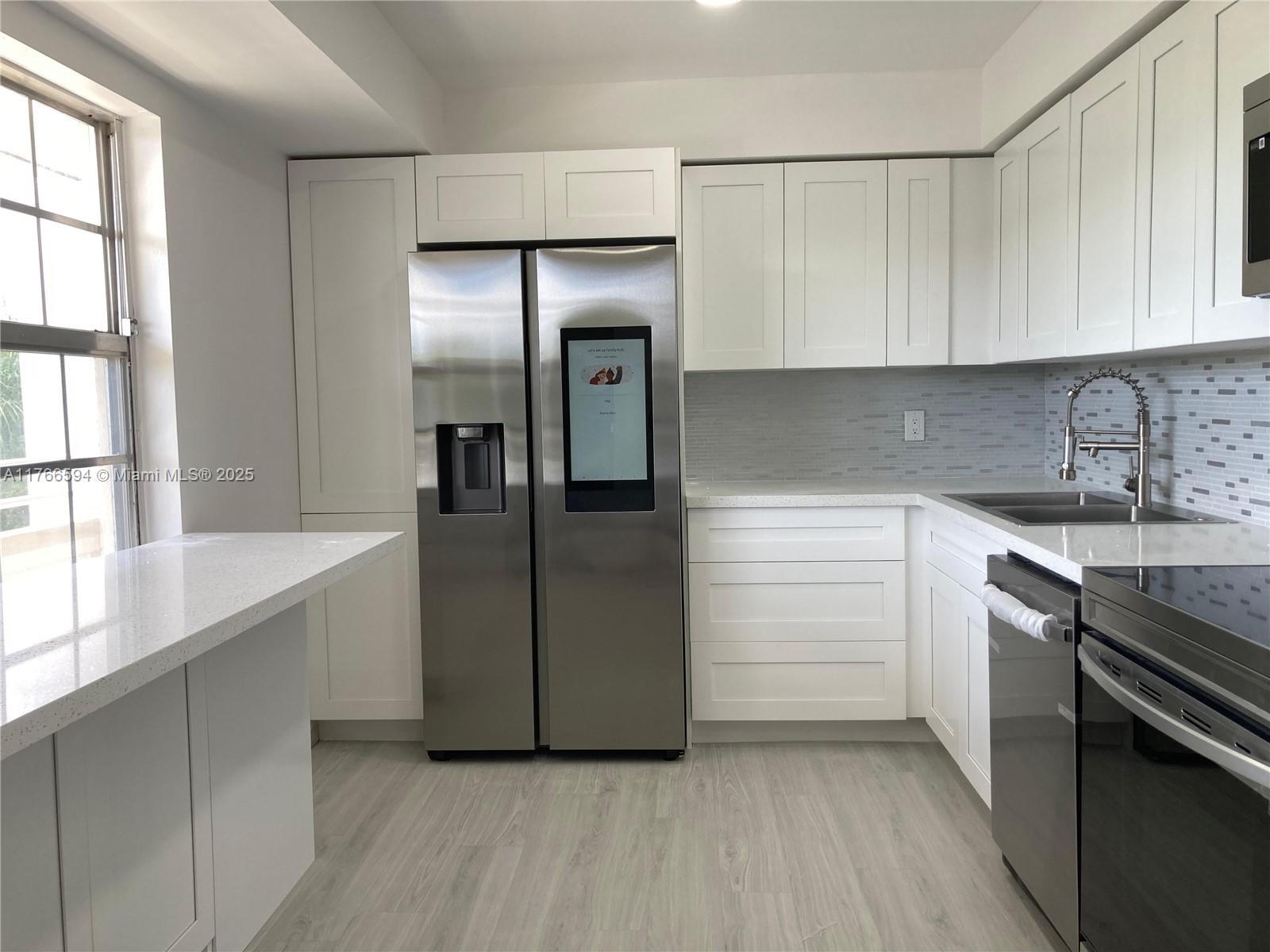Picture of 804 Cypress Blvd # 407, Pompano Beach, FL 33069