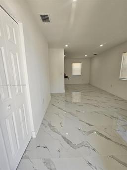 Picture of 19120 NW 7Th Ave, Miami Gardens, FL 33169