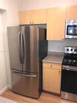 Picture of 1919 Van Buren St # 119A, Hollywood, FL 33020
