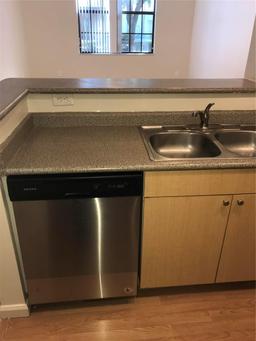 Picture of 1919 Van Buren St # 119A, Hollywood, FL 33020