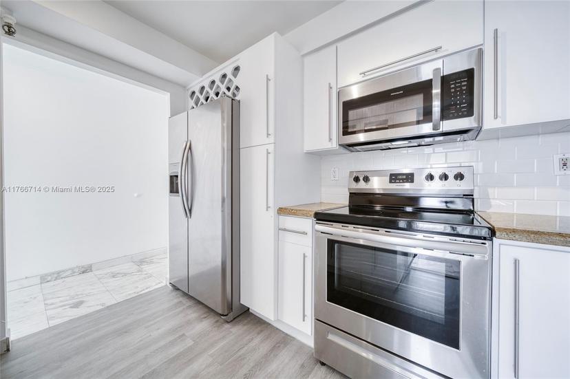 Picture of 7933 West Dr # 817, North Bay Village FL 33141