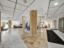 Picture of 10777 W Sample Rd # 904, Coral Springs, FL 33065
