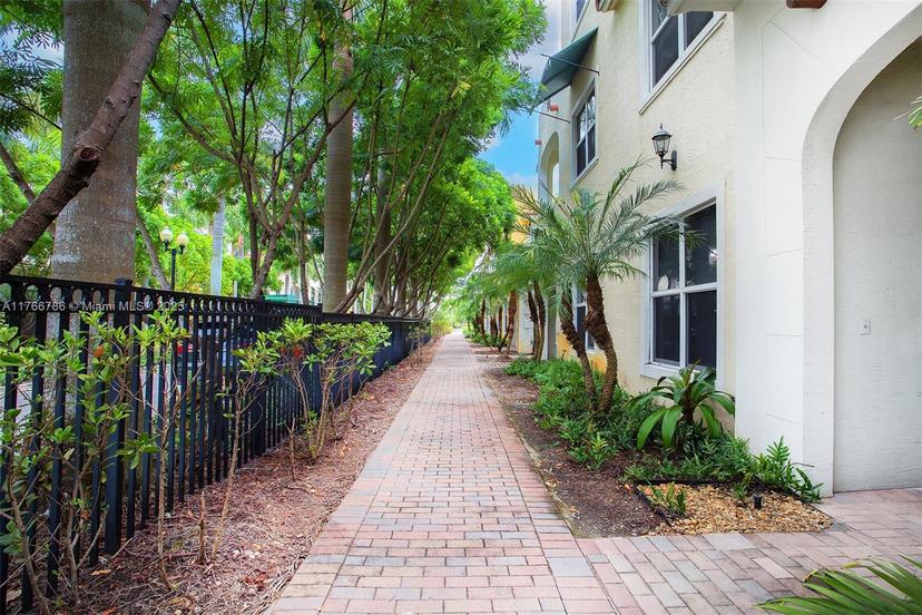Picture of 12449 NW 17 Manor # 12449, Pembroke Pines FL 33028