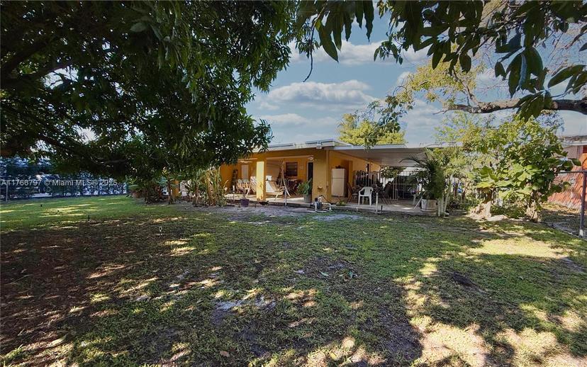 Picture of 17221 NW 52Nd Pl, Miami Gardens FL 33055