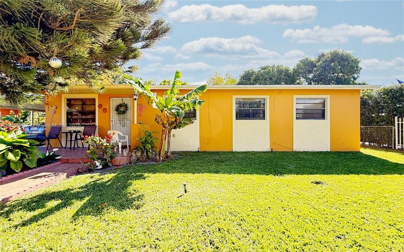 Picture of 17221 NW 52Nd Pl, Miami Gardens FL 33055