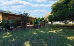Picture of 17221 NW 52Nd Pl, Miami Gardens, FL 33055