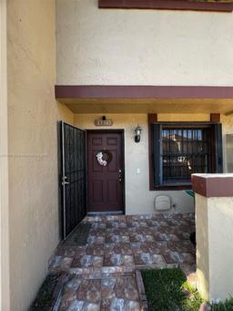Picture of 13345 SW 59Th Ln, Miami, FL 33183