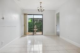 Picture of 986 NW 89Th Ave, Plantation, FL 33324