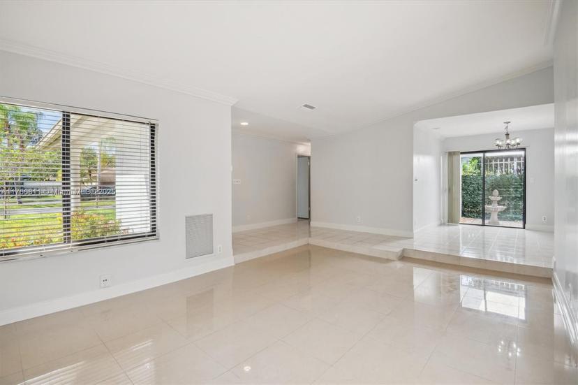 Picture of 986 NW 89Th Ave, Plantation FL 33324