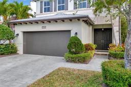 Picture of 10543 NW 70Th Ln, Doral, FL 33178